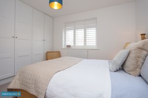 Photo 32- click for photo gallery